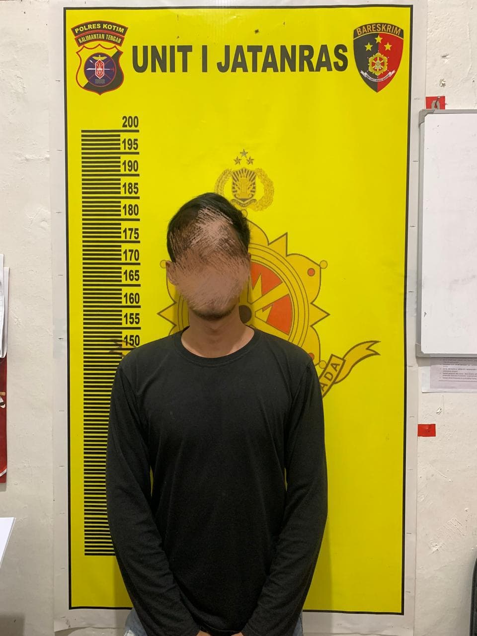 Tersangka pelaku penggelapan rokok, Polres Kotim (IST).